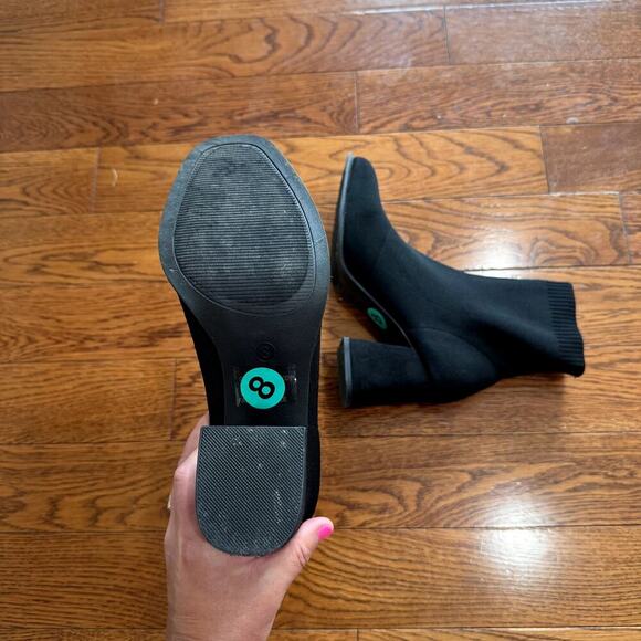NWOT Black Ankle Sock Boots Women's Size 8 - Picture 3 of 4